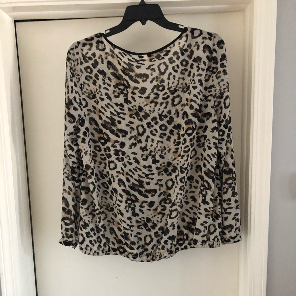 Leopard Print Blouse - Picture 4 of 5